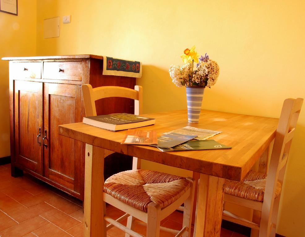 La Casa Nettarina Guest House Poggio Mirteto Стая снимка